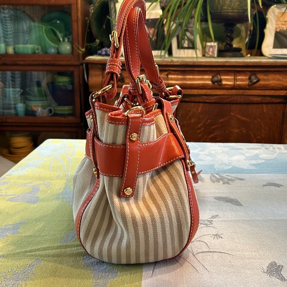 Francesco Biasia Cream & Tan Striped Canvas Bag with Orange Leather Trim - Picture 4 of 15